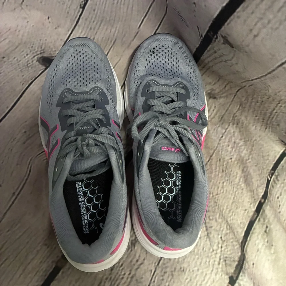 ASICS GT-1000‎ 12 Athletic Running Sneakers Shoes 